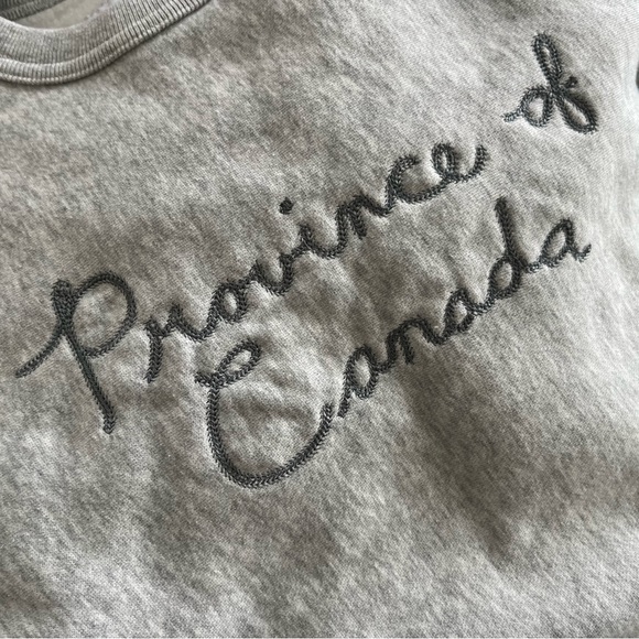 PROVINCE OF CANADA: HAND SCRIPT SWEATER - Picture 9 of 11